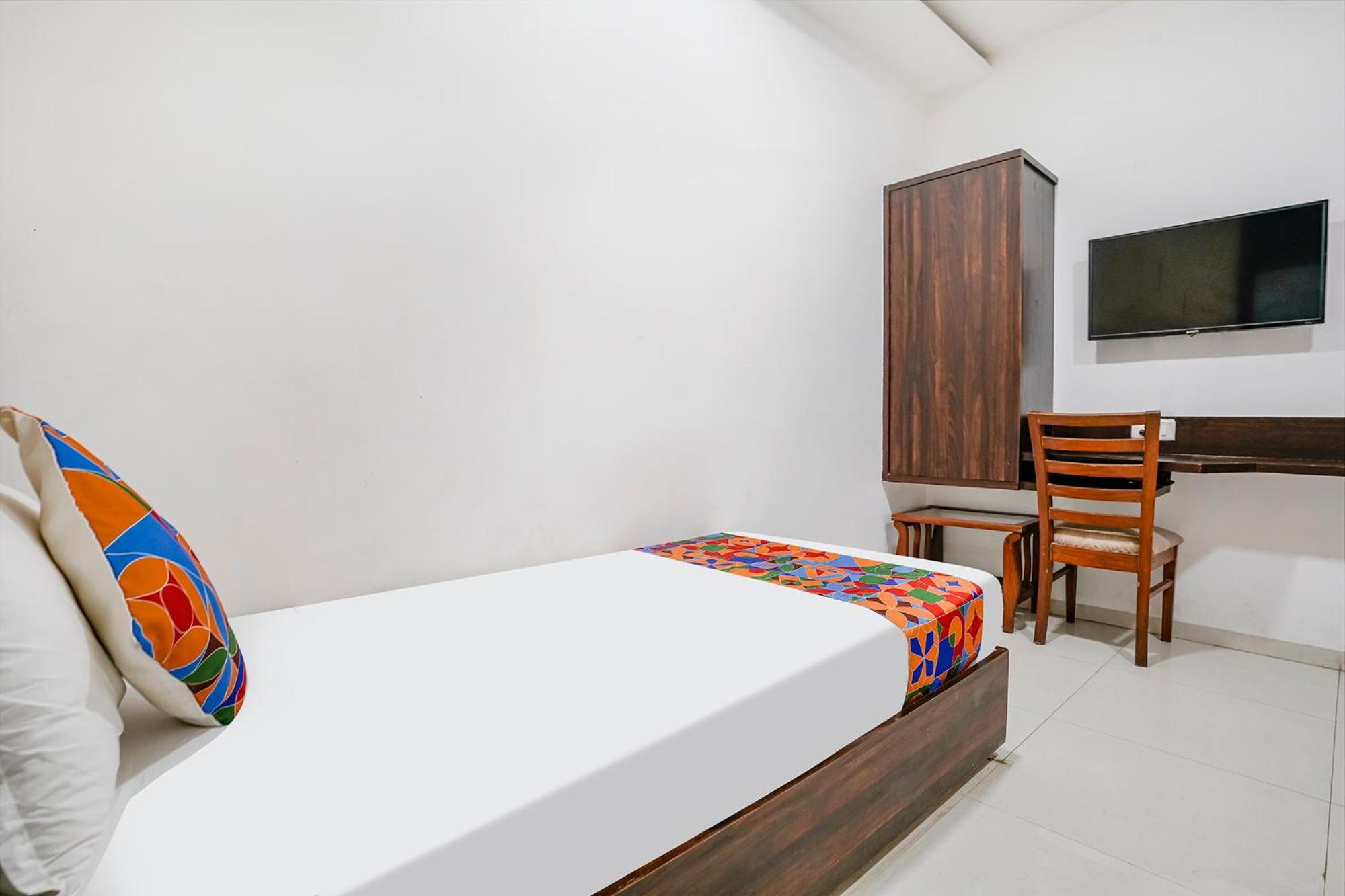 Fabhotel Elvis Inn - Nr Mumbai International Airport Esterno foto